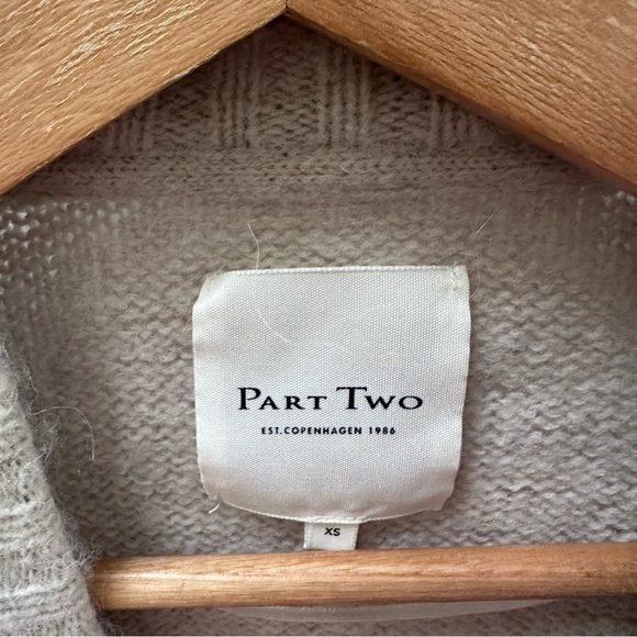 Part Two Copenhagen beige tan crew sweater layering XS - Picture 5 of 8
